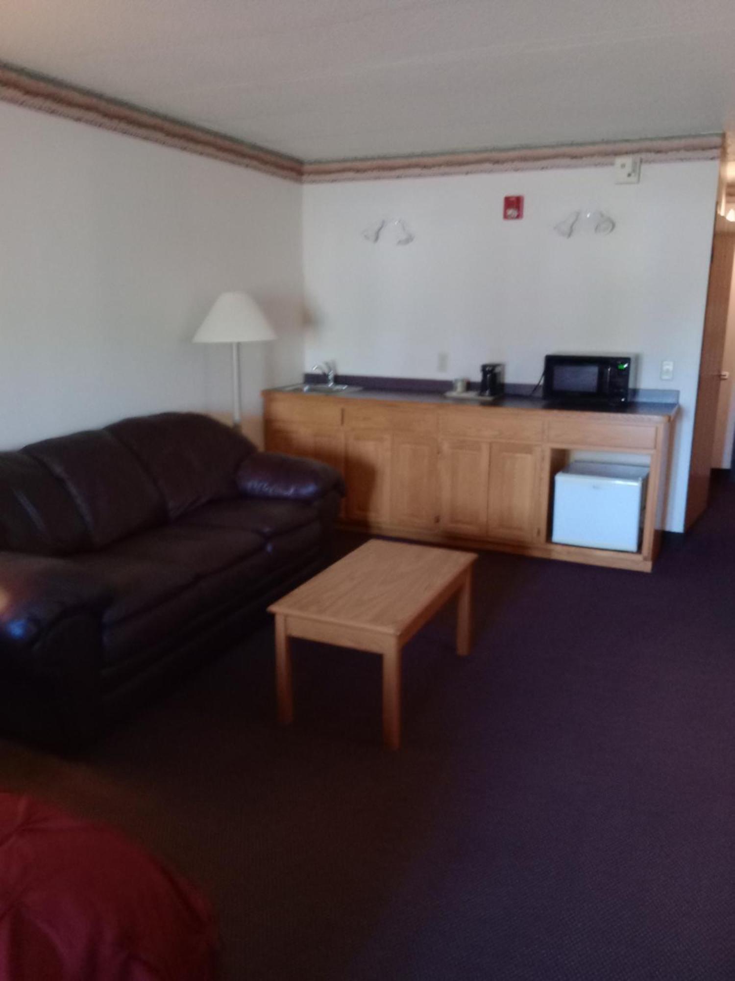 Fairbridge Inn & Suites Thorp Luaran gambar