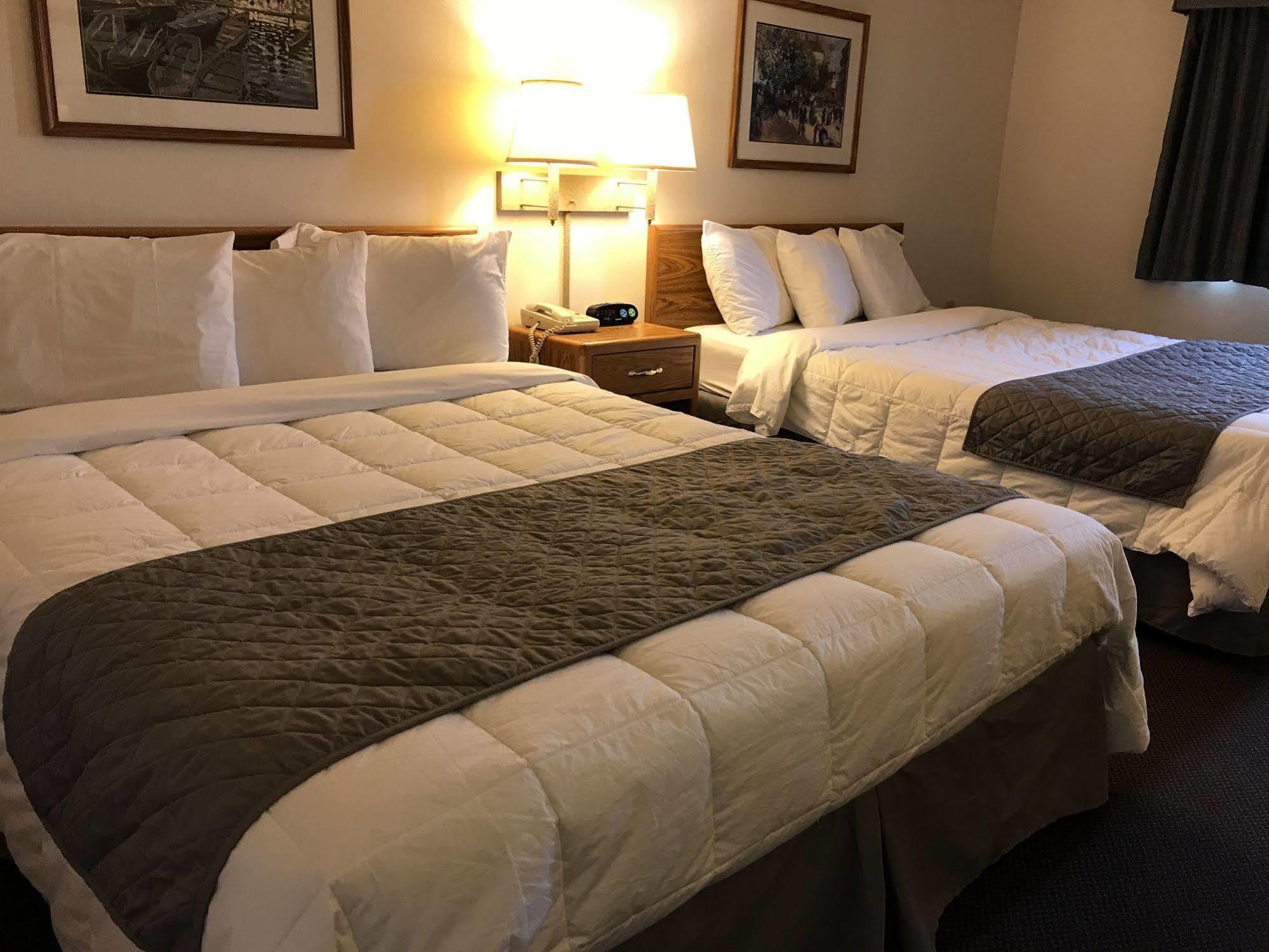 Fairbridge Inn & Suites Thorp Luaran gambar