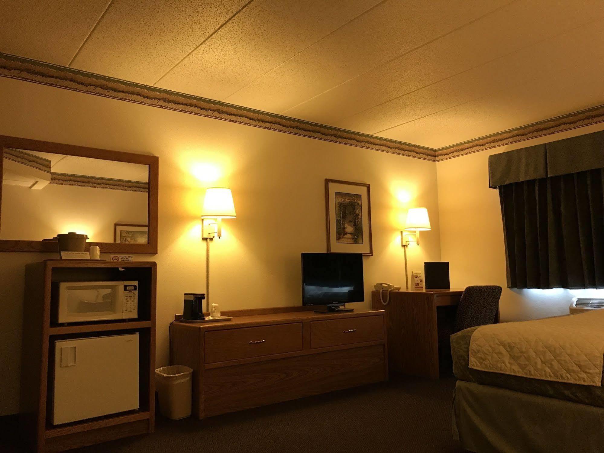 Fairbridge Inn & Suites Thorp Luaran gambar