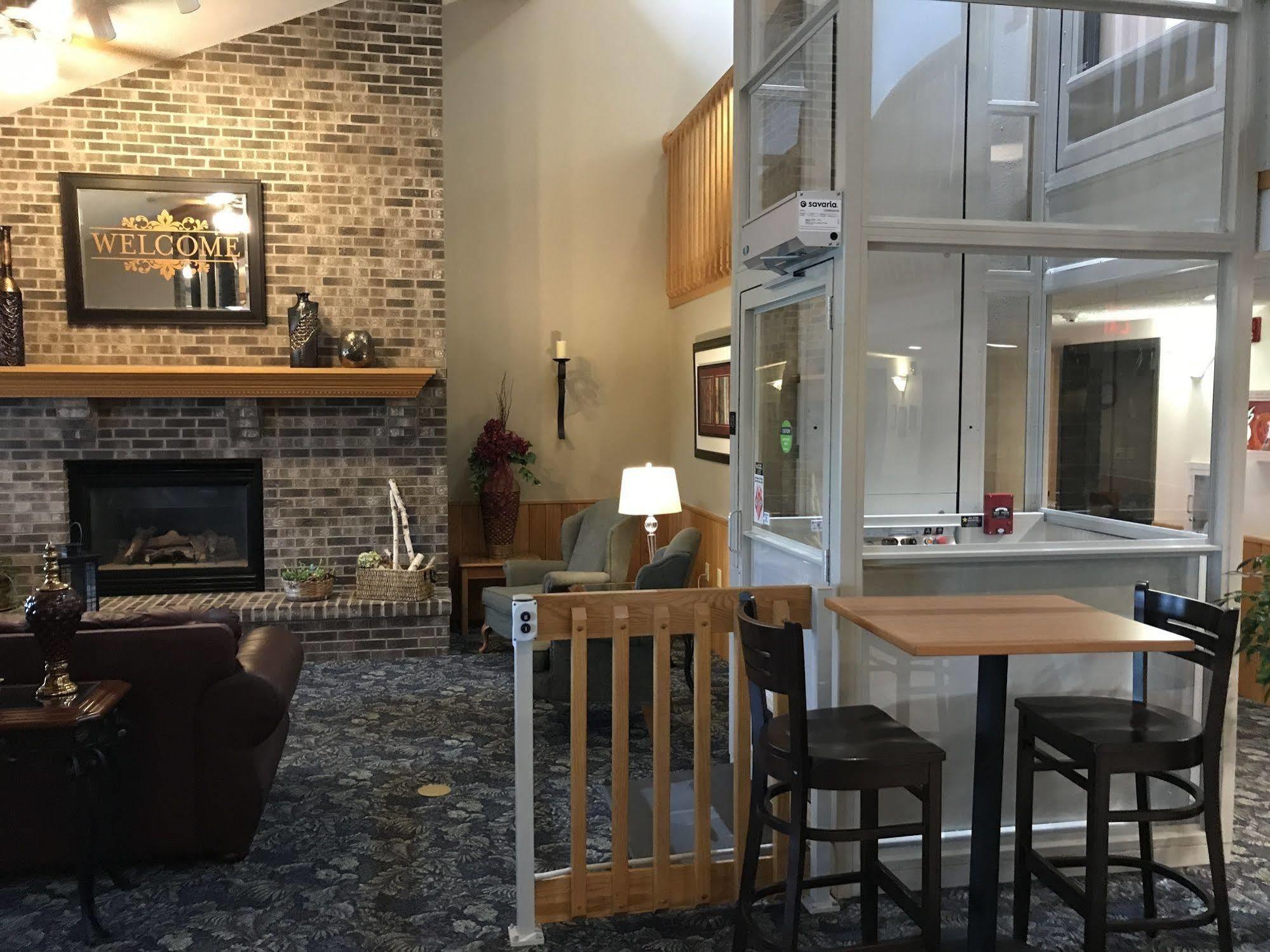 Fairbridge Inn & Suites Thorp Luaran gambar